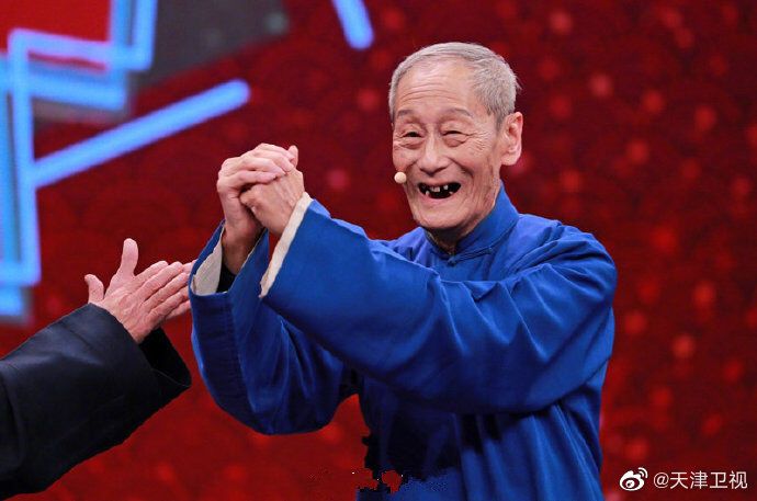 郭德纲于谦早期经典视频说相声,郭德纲于谦的十年经典相声视频