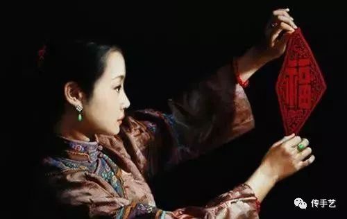 福字怎么贴有什么讲究,贴福字讲究的视频