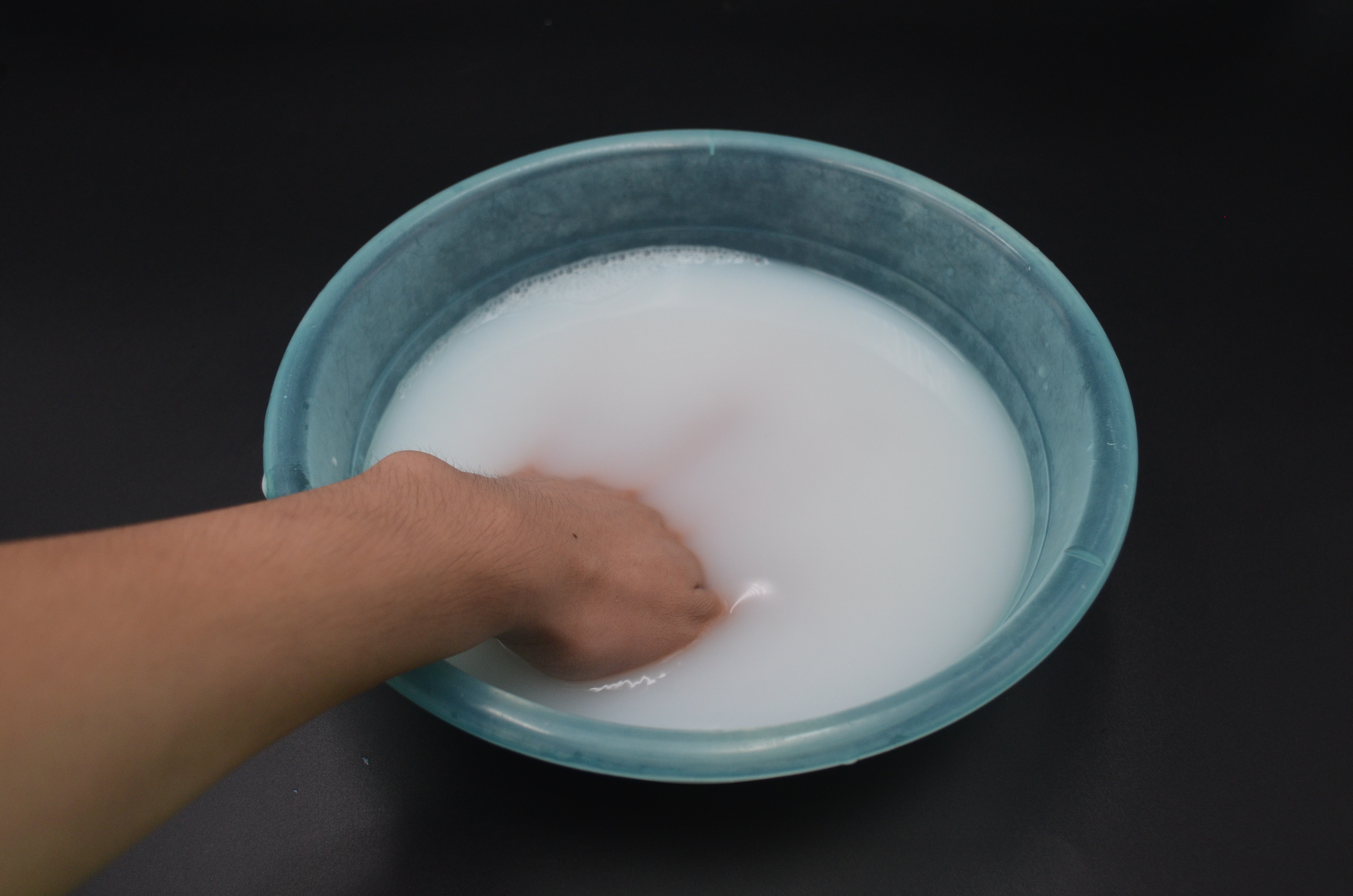 手粗糙怎么办教你一招就变好看,手部干燥怎么护理快速嫩白