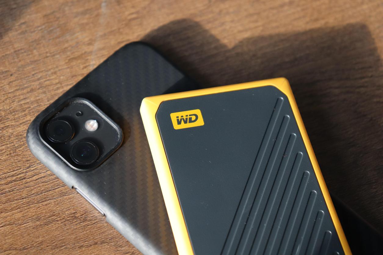 西数移动固态硬盘开箱,西数mypassport移动硬盘开箱