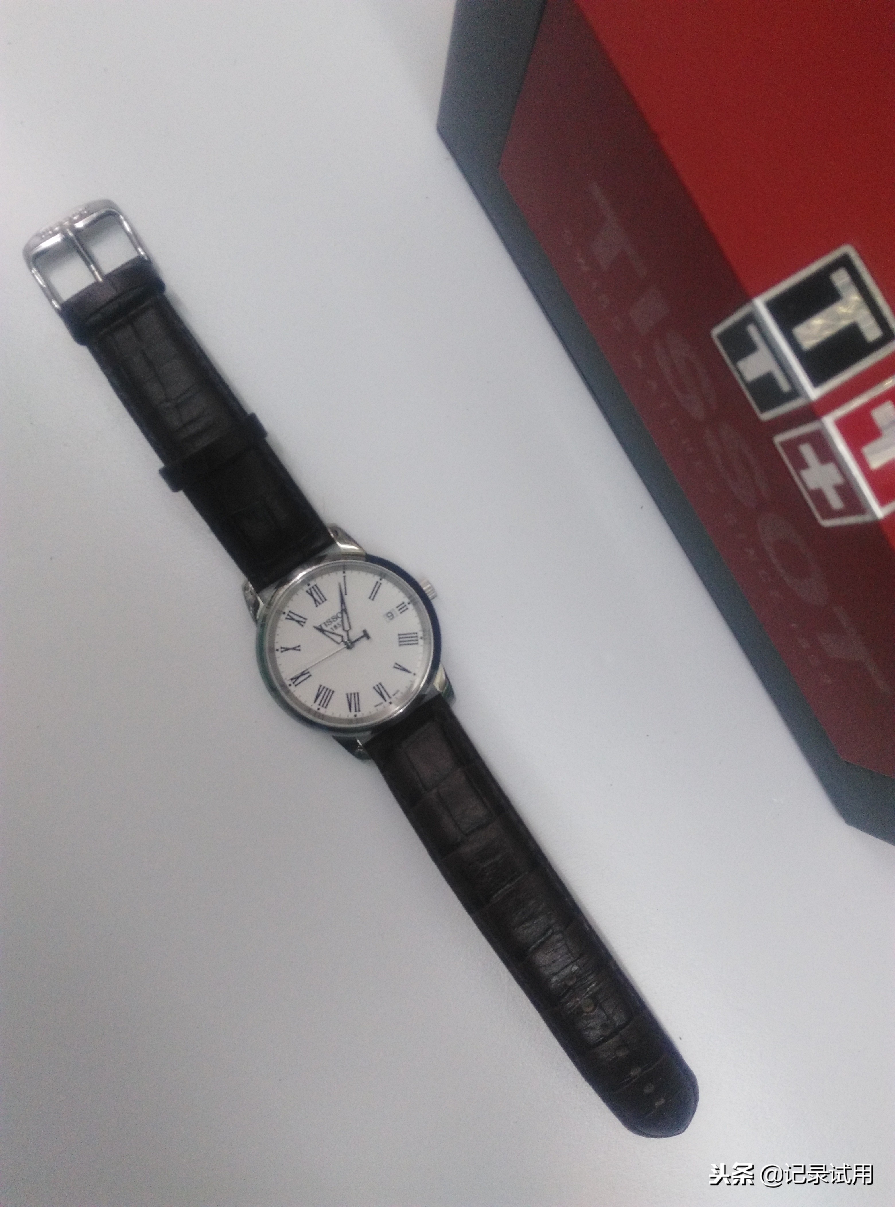 正品天梭手表怎么鉴别,怎样辨别天梭手表是否是正品