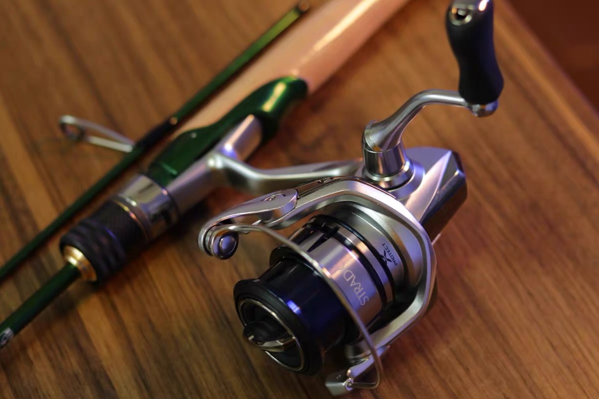 路亚新手用水滴还是纺车轮,路亚新人避坑指南鱼竿应该怎么选