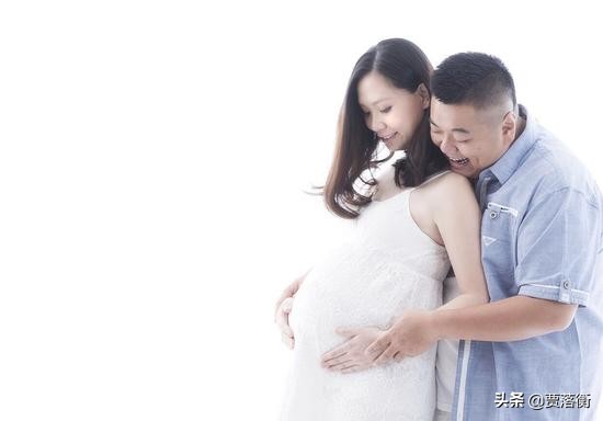 演艺圈的滥好人，吊70天威亚，近3亿票房的电影星爷只给他一万五