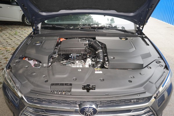 秦pro燃油版多少秒破百,比亚迪秦pro混动版5.9秒实测