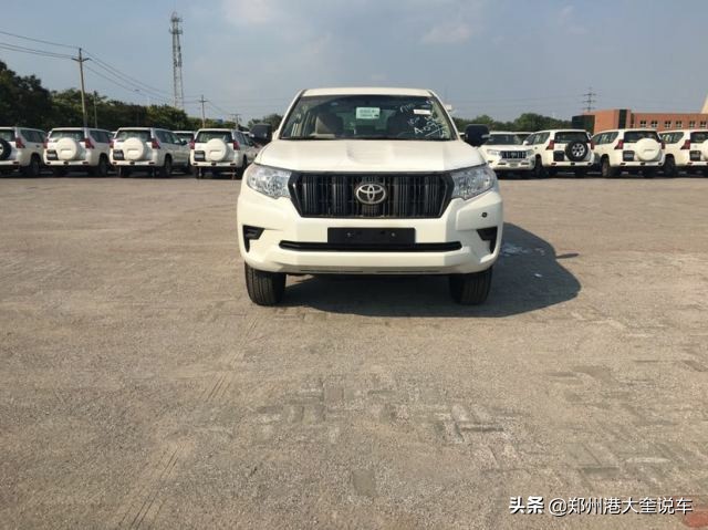 丰田霸道4.0港口价格,丰田霸道国五库存车价格