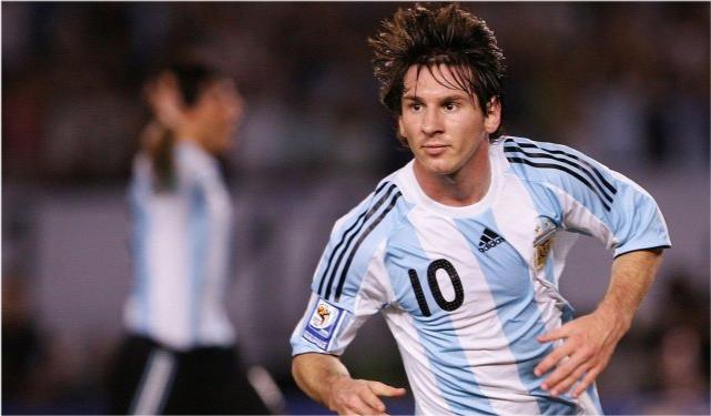 世界杯梅西范戴克巅峰对决,世界级门将梅西