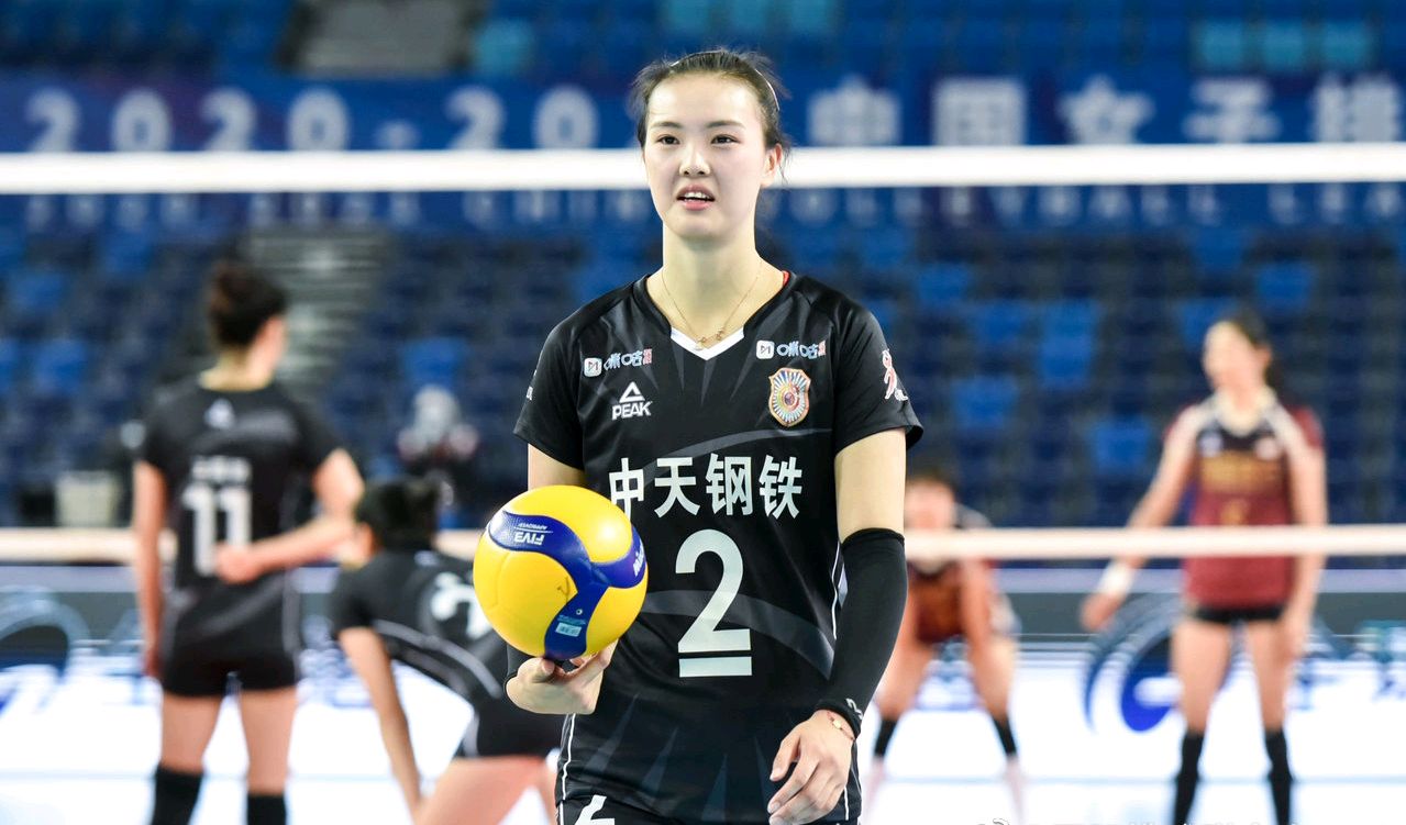 刁琳宇受伤后龚翔宇接应二传,刁琳宇受伤离场