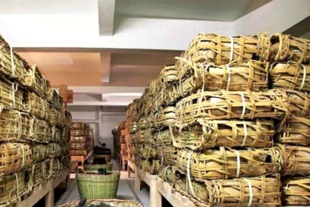 港仓普洱茶的特点,什么是干仓陈化