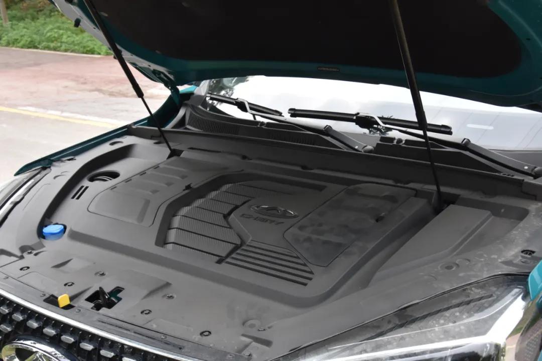 奇瑞瑞虎72020款1.5tcvt豪华,奇瑞瑞虎7plus和长安欧尚x7plus