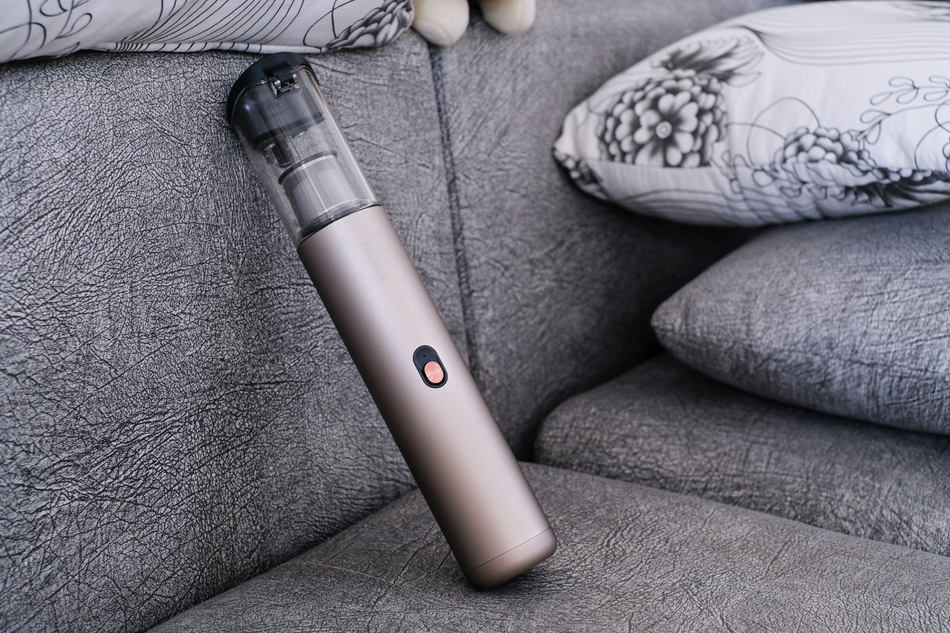 迷你小身材,迷你轻携无线吸尘器