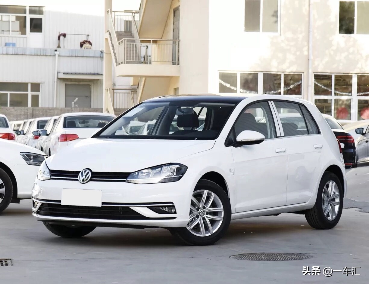 高尔夫2021款200tsidsgpro,高尔夫2019款200tsi舒适价格