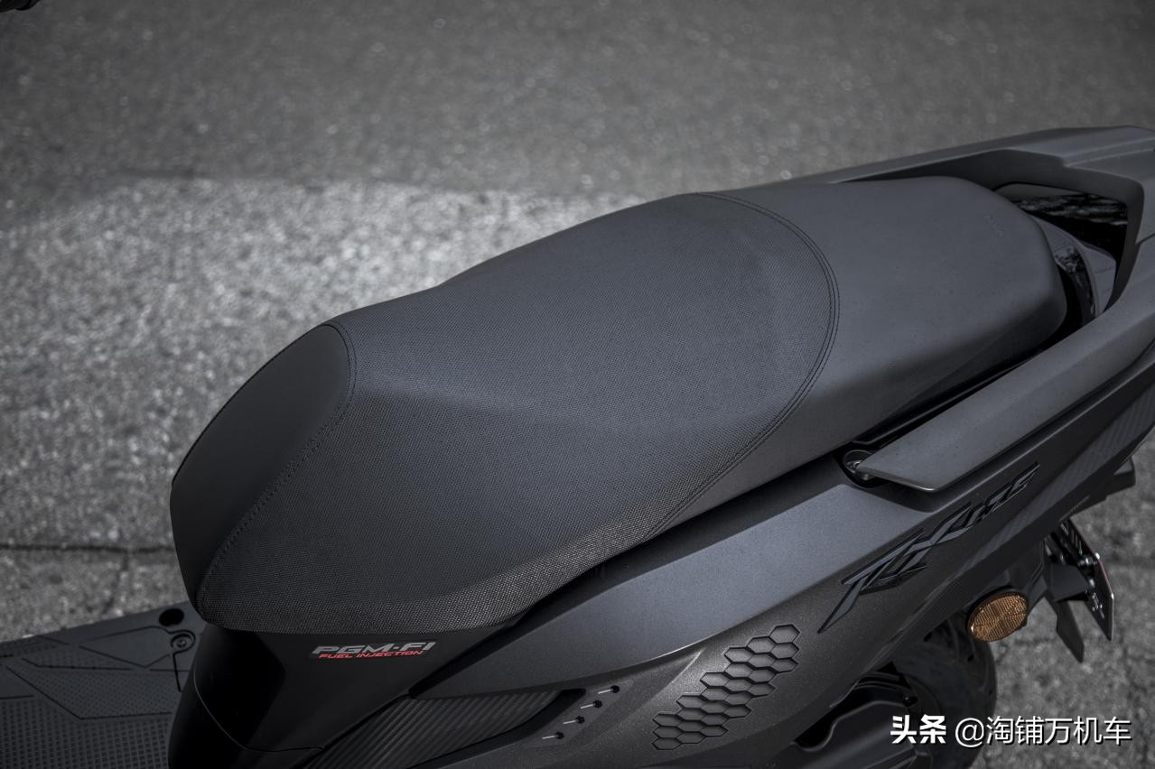 新大洲本田裂行rx125踏板价格,裂行新款rx125abs和uy125视频测评