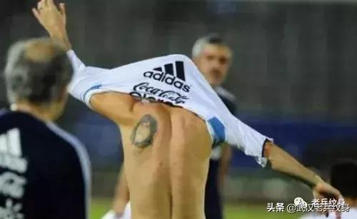 张琳芃纹身遮挡图片,张琳芃花臂纹身