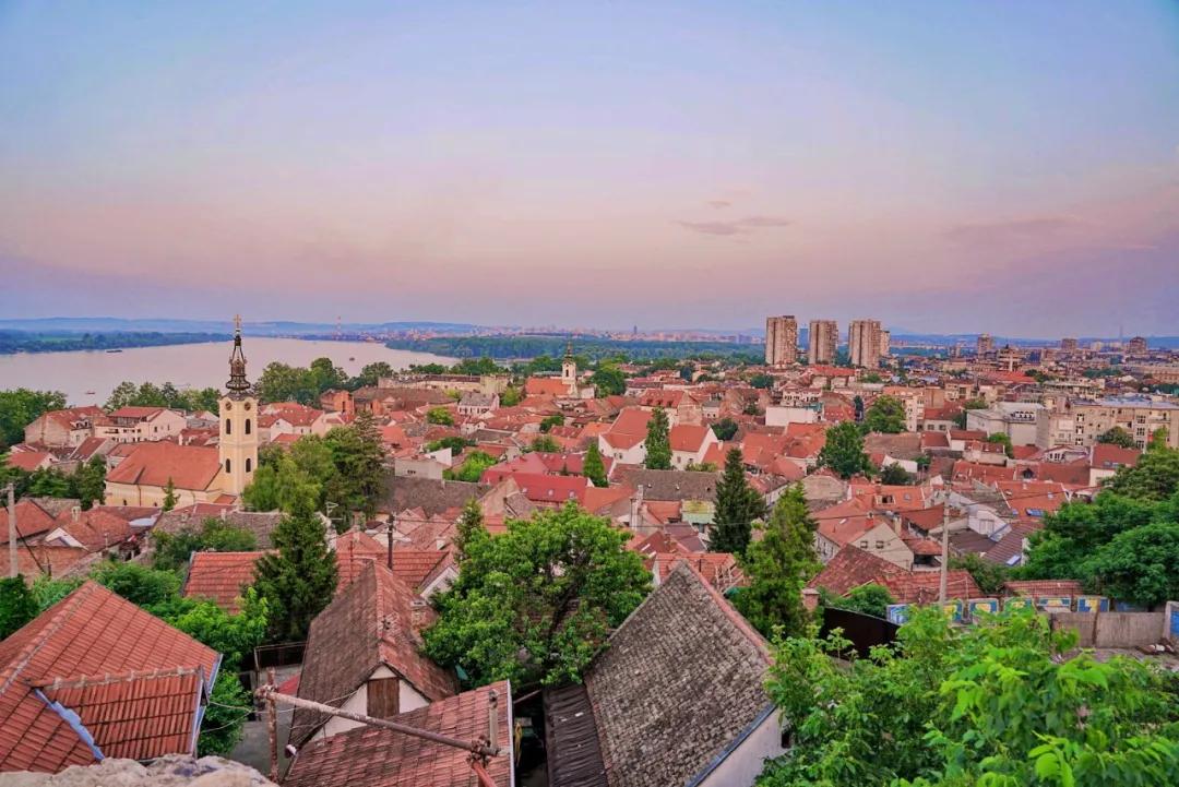 十年蝶变的女孩,十年逆袭的女人