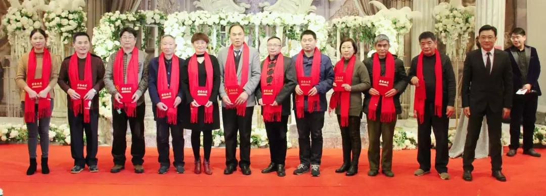 扬帆起航再创辉煌的年会开场视频,扬帆起航再创辉煌晚会