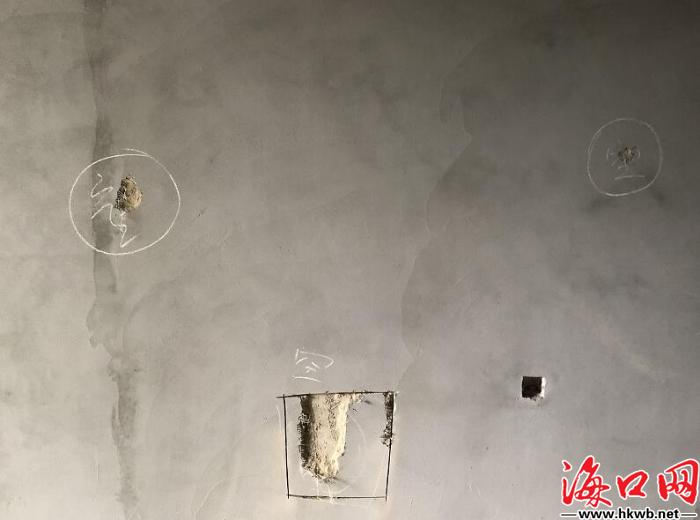 新房墙体一捏就碎什么情况,精装修墙面一碰就碎怎么回事