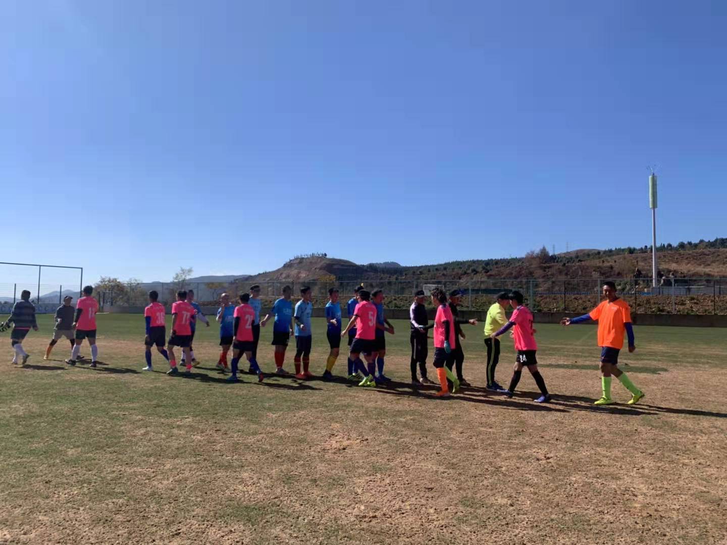 浜墤缁胯尩璧涘満,浜墤绮惧僵鎴樺焦鐑鏉ヨ