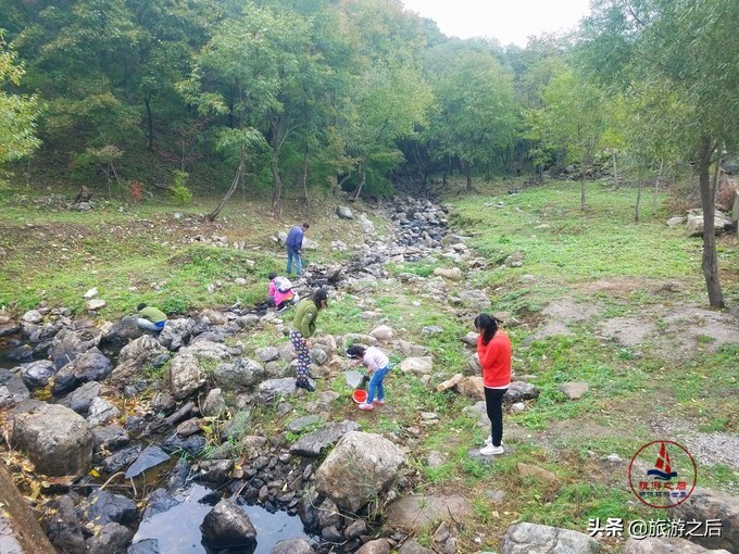 秋天忘不掉的龙道沟，还有辽东小桂林，有山有水有枫林
