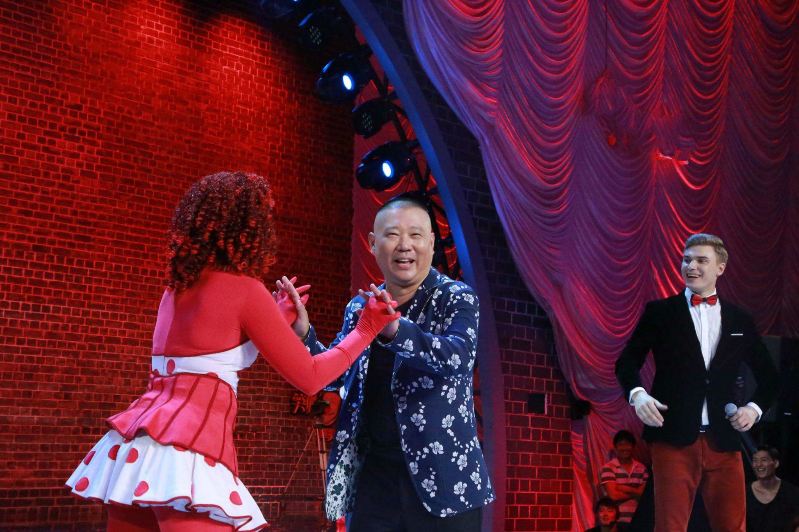 笑傲江湖第5季为什么郭德纲退出,笑傲江湖第三季郭德纲小品