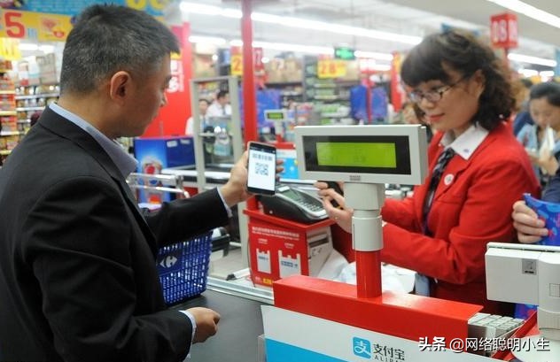 为什么不建议将钱存放在余额宝中,为什么余额宝那么多人都要存银行