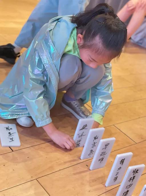 这对父母怎么想到的？把孩子十岁生日变成了学习的动力