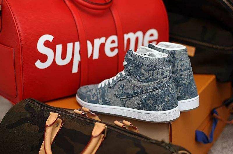 外形类似aj1的鞋,刚买的aj1怎么这么难穿进去