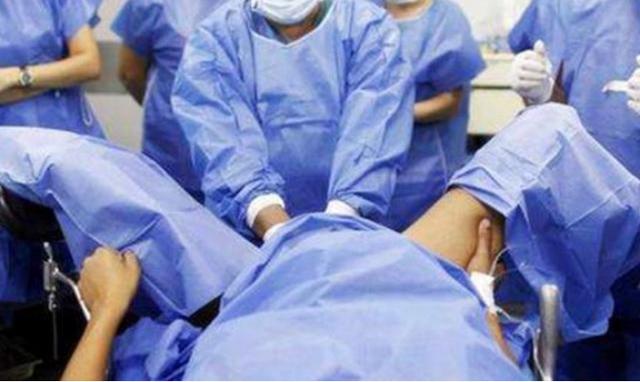 产妇分娩用力导致出血,生孩子顺产用力过猛出内痔疮