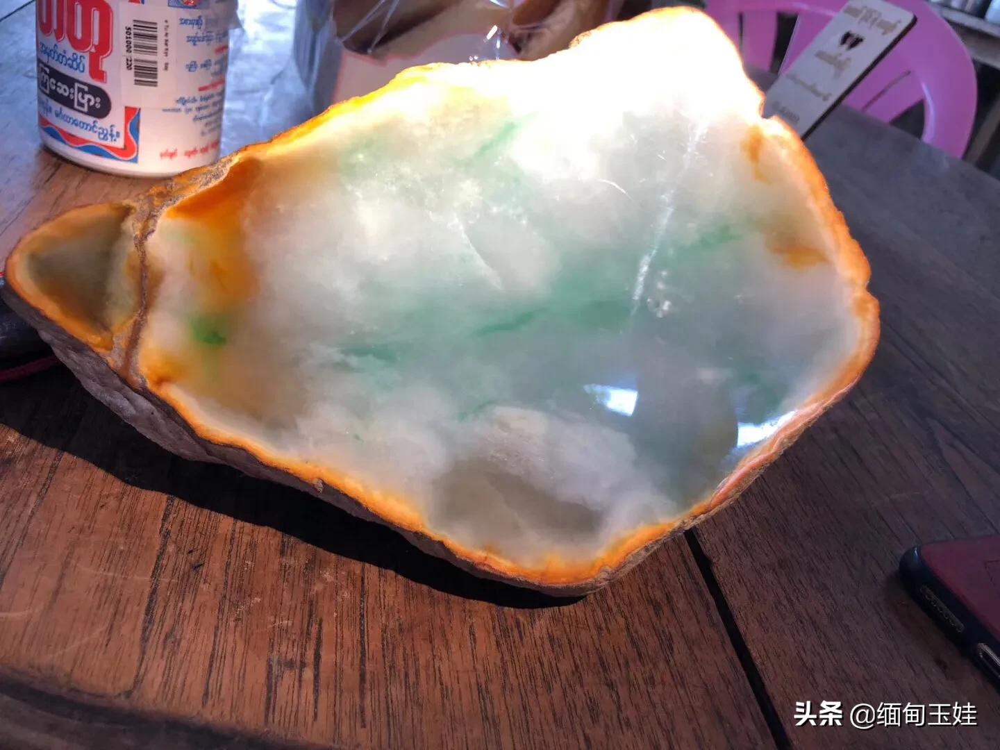 缅甸曼德勒精品翡翠原石赏析,曼德勒高端翡翠