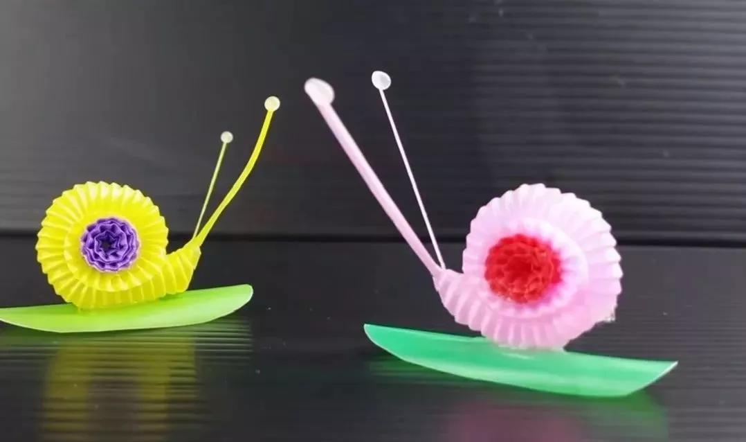 七彩的吸管剪一剪,DIY的蜗牛,天鹅,简直太像了(附教程)