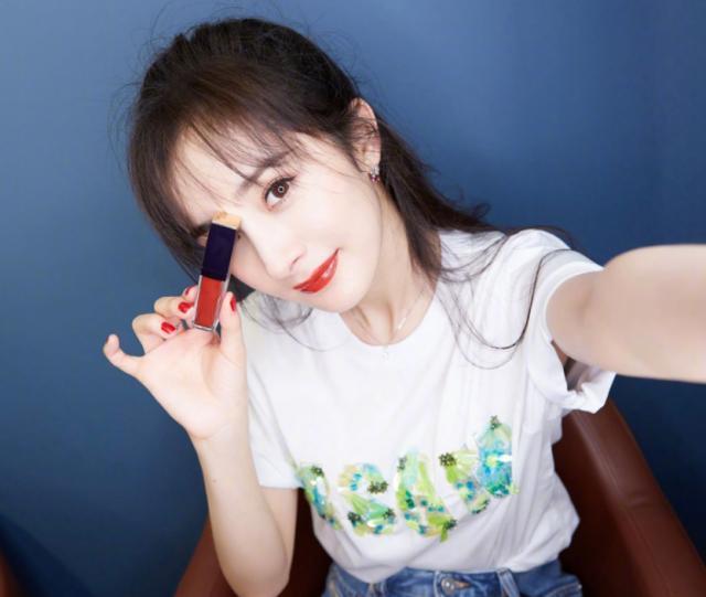 学会了这些拍照技巧怎么拍都好看,必须掌握的9个拍照姿势