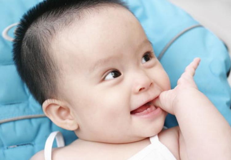 天庭饱满聪明绝顶,天庭饱满的宝宝聪明吗