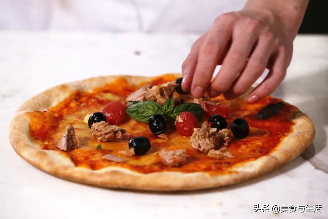 顶级披萨配方,可口的披萨所有的披萨配方