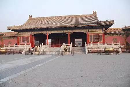 古代女子靠什么吸引皇帝,古代皇帝是如何选妃子的视频