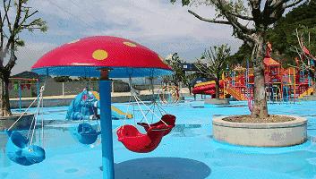 很美的天然溶洞温泉,清澈见底的自然岩洞温泉