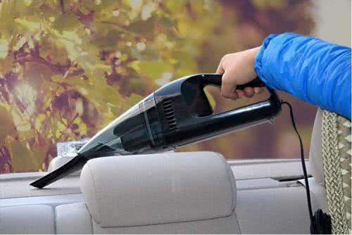 车身上灰尘用什么打扫好,车身的灰尘用什么扫不伤漆