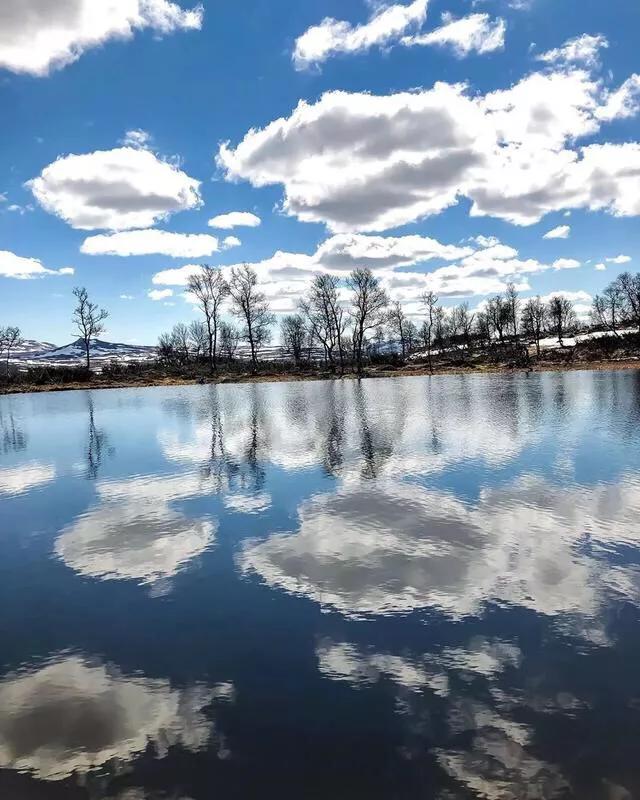 久违的蓝天白云图,看到蓝天白云心情就莫名的好