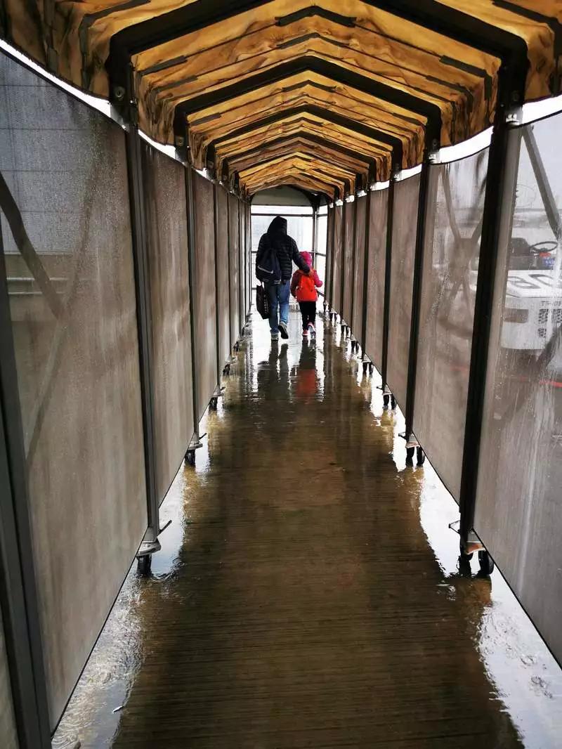 MUJI设计成田机场贫民专用航站楼