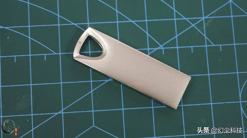 哪款u盘值得购买,现在还能买到2.0的u盘吗