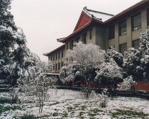 四川大学化学系难考吗,四川省理科前3000名能报什么学校