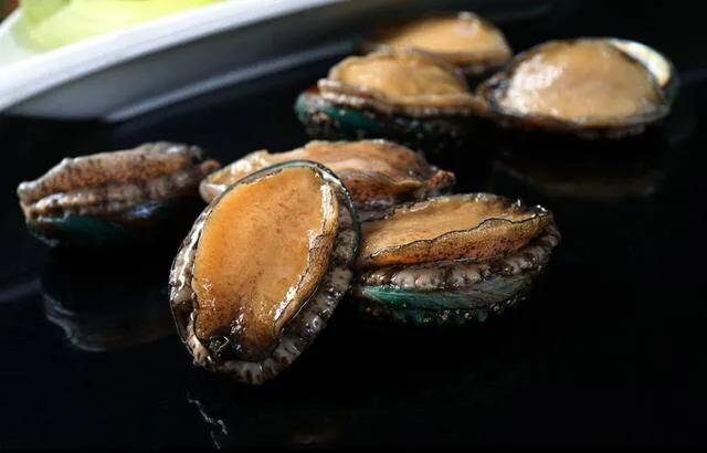 三亚火车头海鲜批发市场,三亚万人火车头海鲜广场