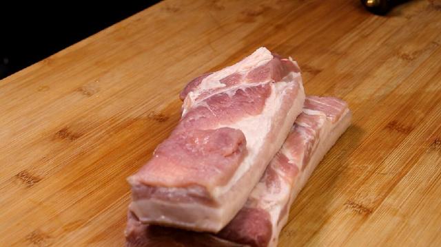 吃不完的猪肉放冰箱哪里,吃不完的五花肉不要扔