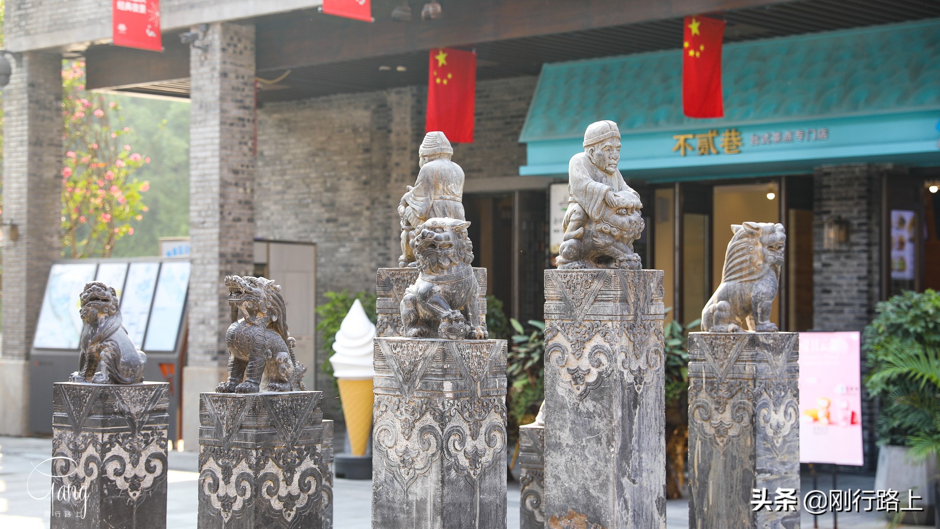 重庆山城老街图,重庆弹子石老街对比山城步道