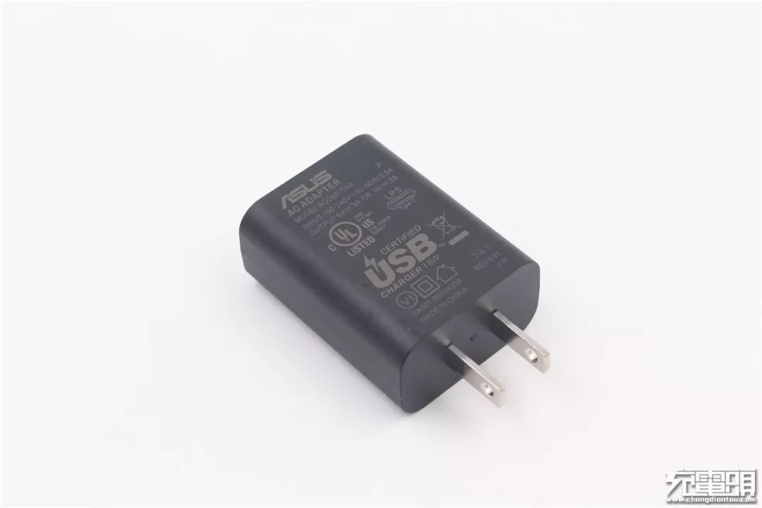 iphone13到底该不该买原装充电器,iphone13有没有充电器