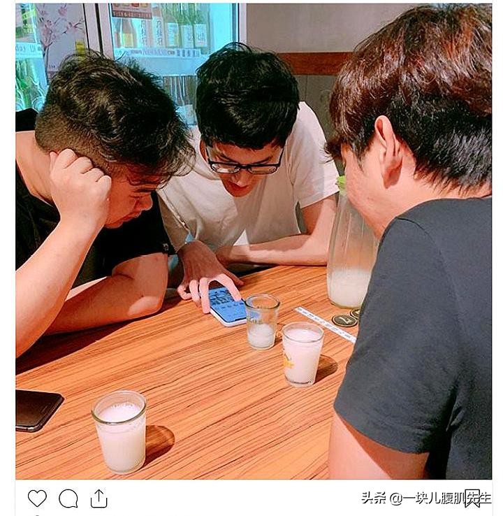 电竞诗人王多多参加诗词大会,王多多解说2019洲际赛