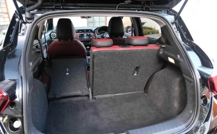 日产骊威和飞度哪个油耗低,日产比本田省油