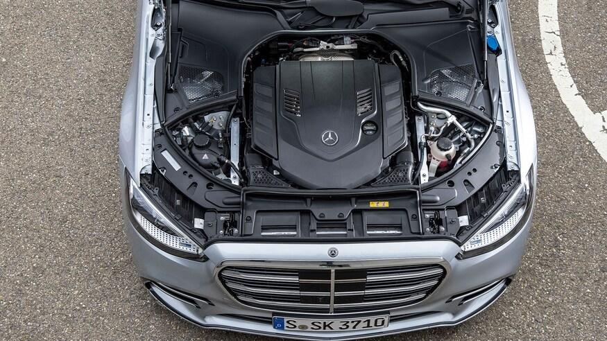 全新奔驰S级导购：89.98万的丐版很香，但我不建议你入手？