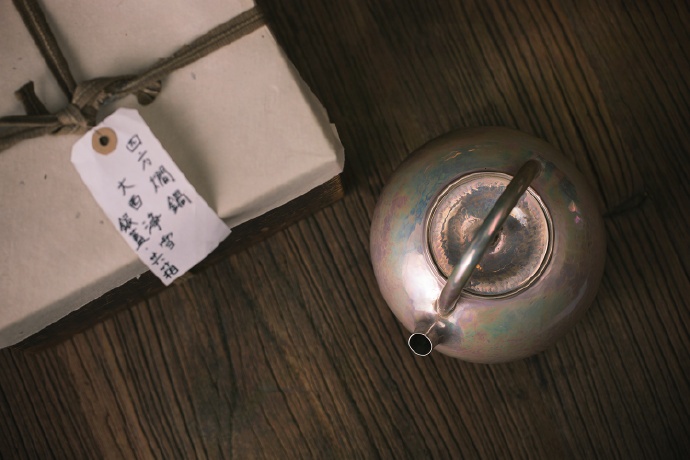 为何手工银壶越来越受追捧,最近为什么卖银饰品的很多