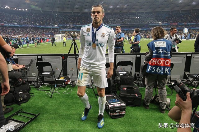 贝尔和吉格斯谁更伟大？皇马巨星5年4欧冠，曼联传奇生涯35冠