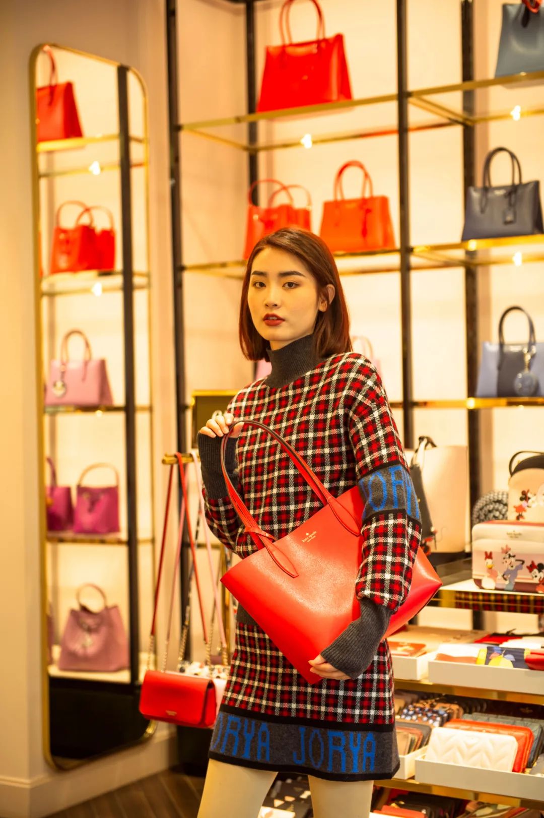 购新衣、买新鞋、挎新包……到百联奥特莱斯就GOU了