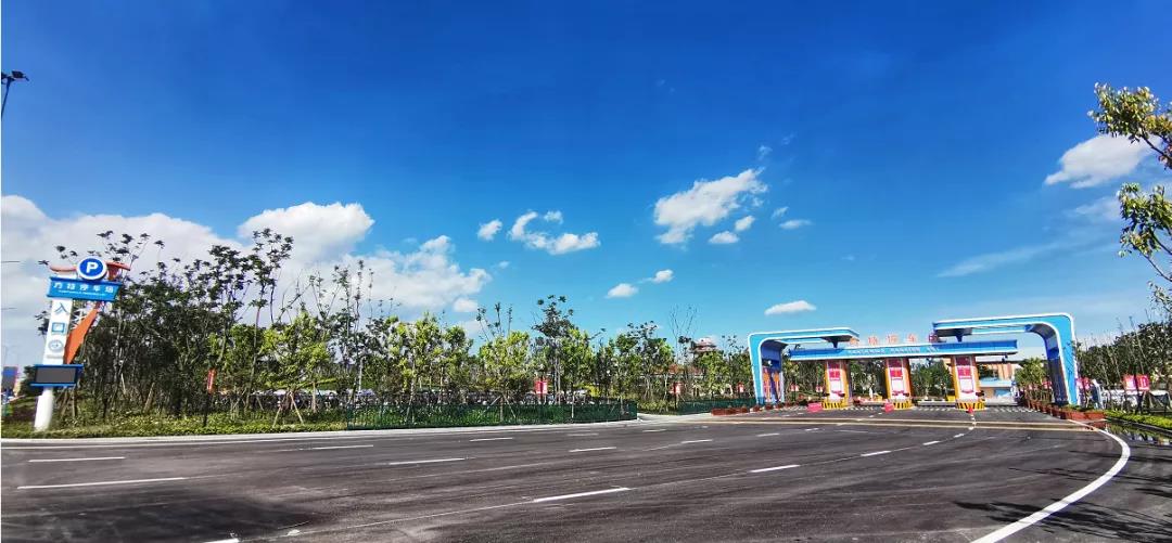 自贡方特和绵阳方特,绵阳方特跟自贡方特哪个大